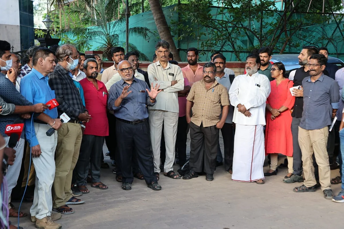 பத்திரிகையாளர்கள் ஆர்ப்பாட்டம்