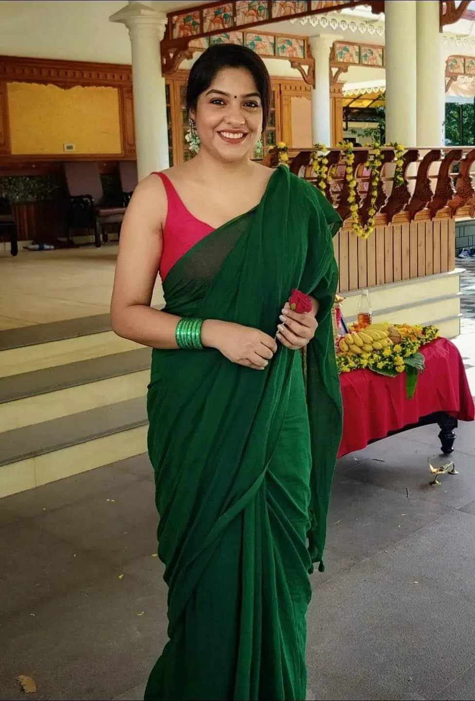 போலீஸ் மீது புகார் கூறிய நடிகை அர்ச்சனா கவி