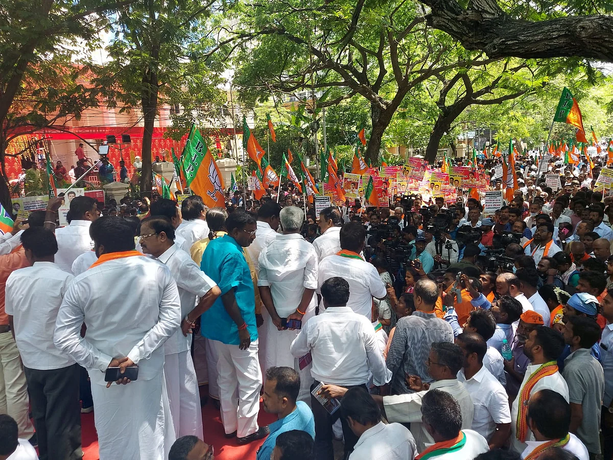 திமுக-வுக்கு எதிராகப் போராட்டம்; பாஜக கேட்டது 7 இடங்கள்... ஓர் இடத்தில் மட்டுமே காவல்துறை அனுமதி!