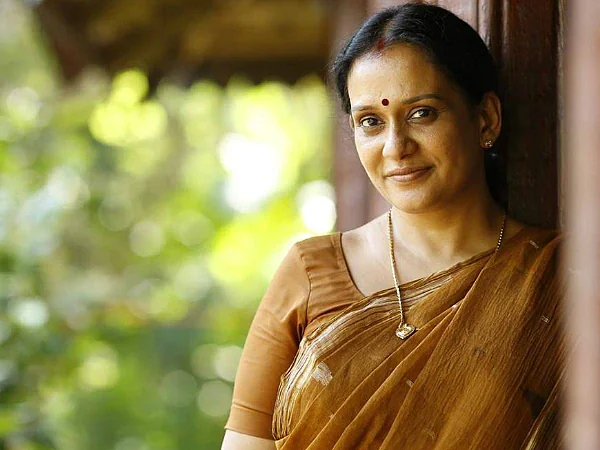 மாலா பார்வதி
