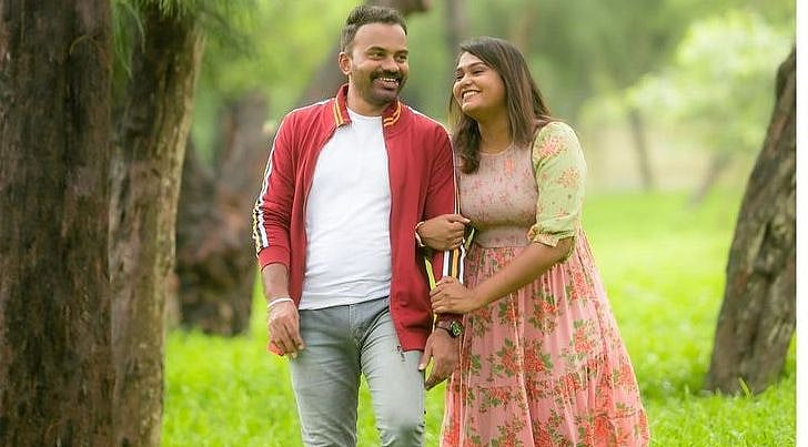 சப்-இன்ஸ்பெக்டர் அருண் குமாரை கரம் பிடித்தார் `ஆதித்யா' அகல்யா!