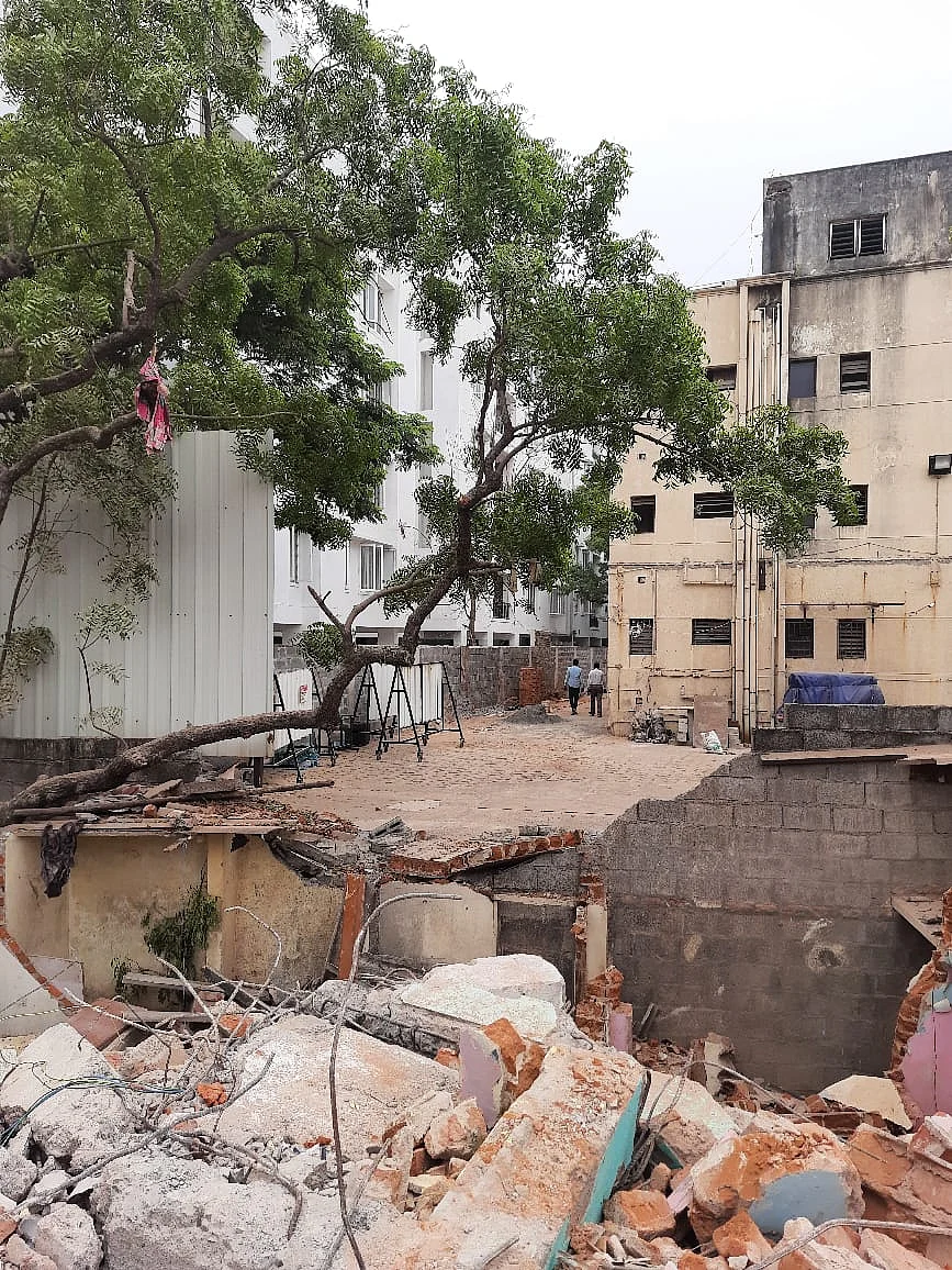 ராஜா அண்ணாமலைபுரம் வீடுகள் இடிப்பு