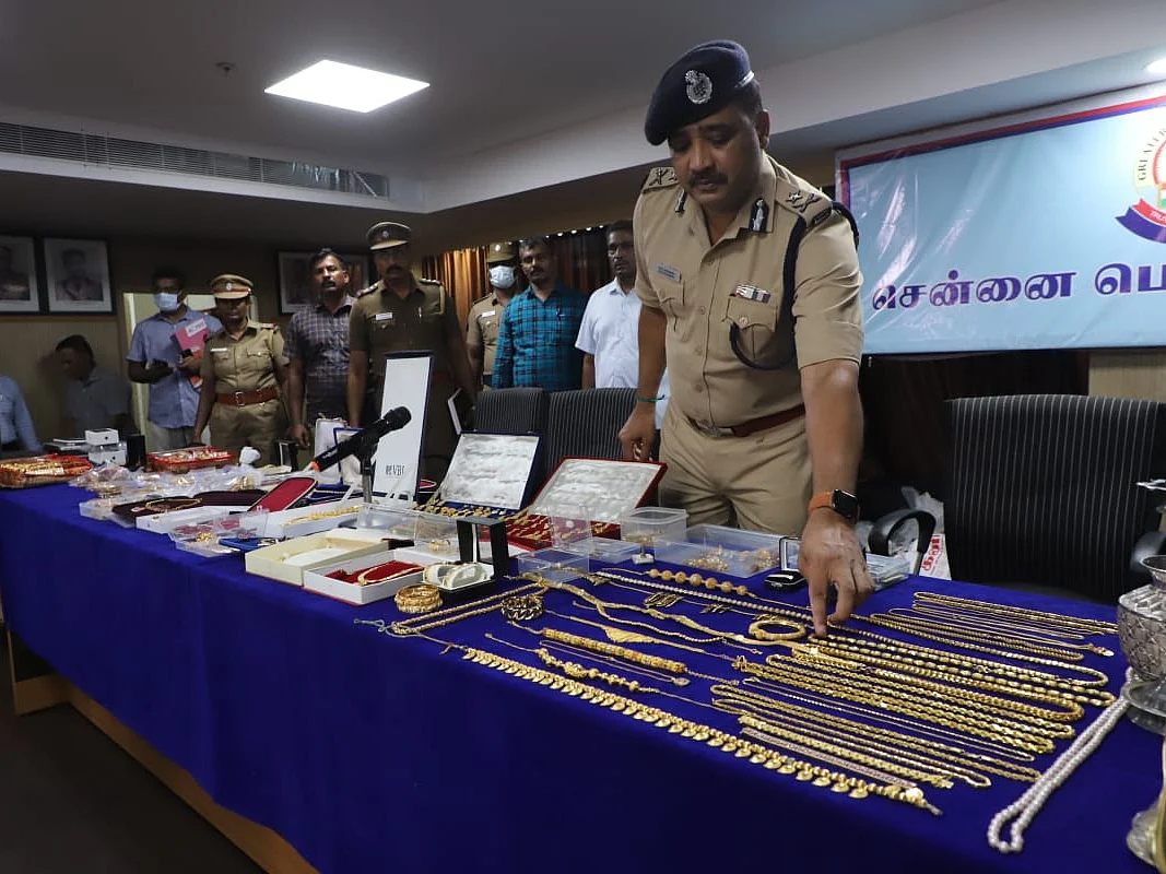 பணத்துக்காக முதிய தம்பதி கடத்திக் கொலை! - 5 மணி நேரத்தில் சிக்கிய கார் ஓட்டுநர் - என்ன நடந்தது?