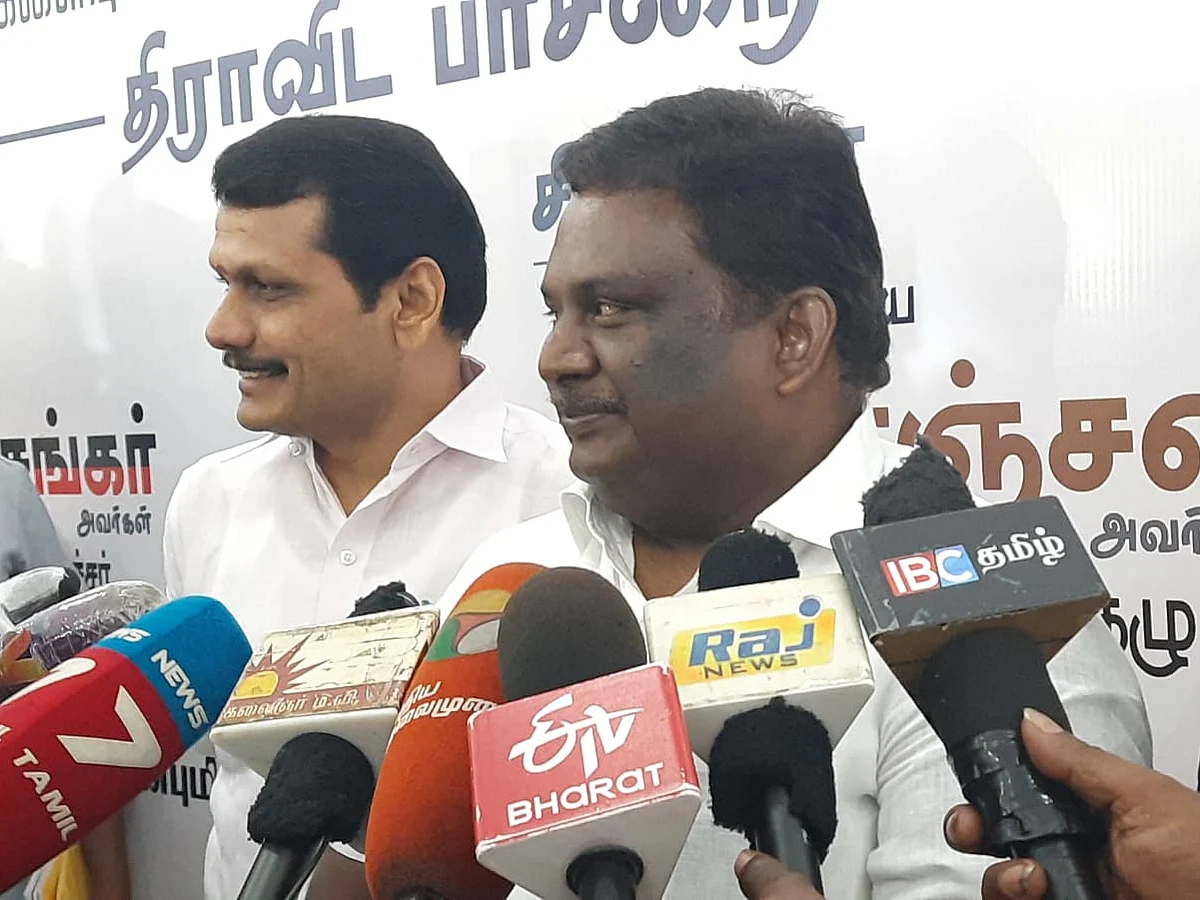 ``சென்னையில் முதற்கட்டமாக 500 மின்சாரப் பேருந்துகள்" - அமைச்சர் சிவசங்கர்