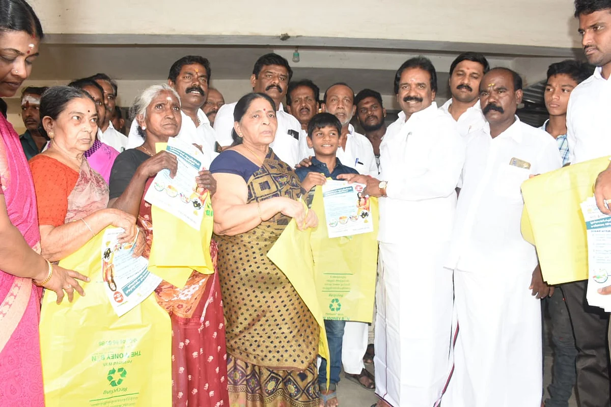 திட்டத்தினை அறிமுகப்படுத்தும் திருச்சி மேயர்