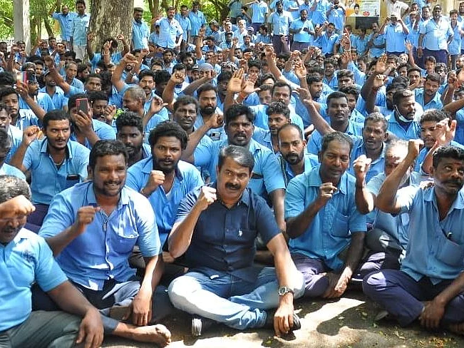 தூய்மைப் பணியாளர்கள் போராட்டம்