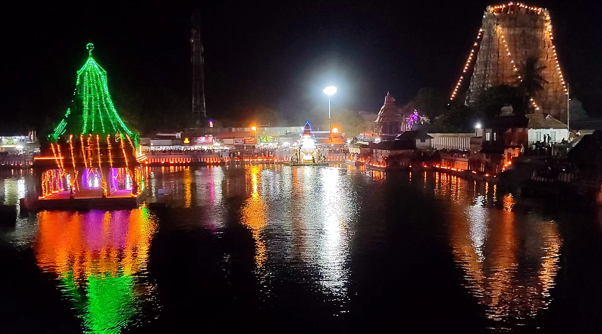 சுசீந்திரம் சித்திரை தெப்பத் திருவிழா