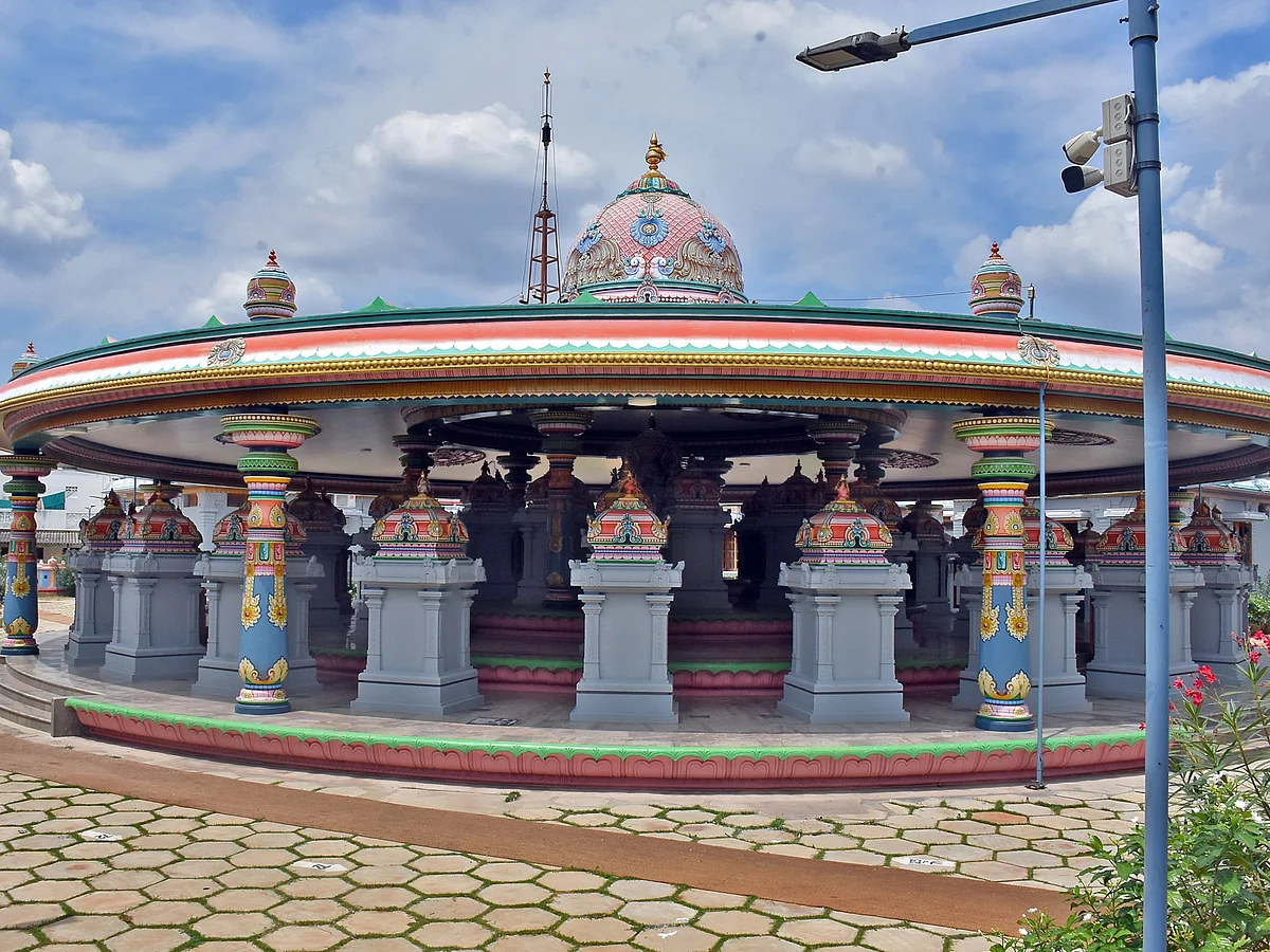 ஸ்ரீஅஷ்ட தச புஜ ஆதிமகாலட்சுமியின் அபூர்வ மஹாஹோமம்; நீங்களும் சங்கல்பிக்கலாம்!