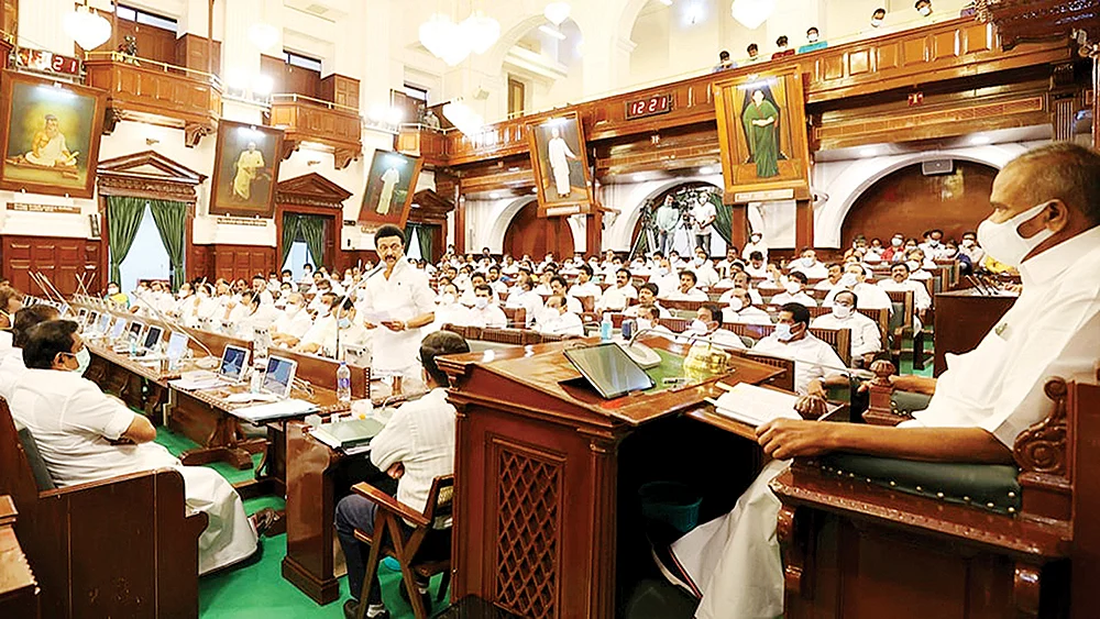 ‘சட்டப்பேரவை நேரலை துண்டிப்பு’ - அரசியல் செய்கிறதா தி.மு.க?