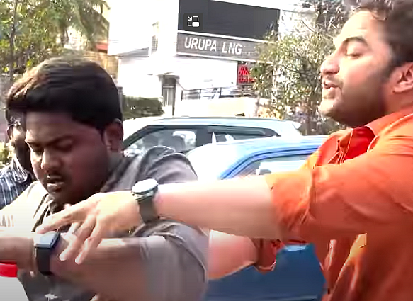 விஷ்வக் சென்னும் தீக்குளிப்பதாக கூறிய நபரும்