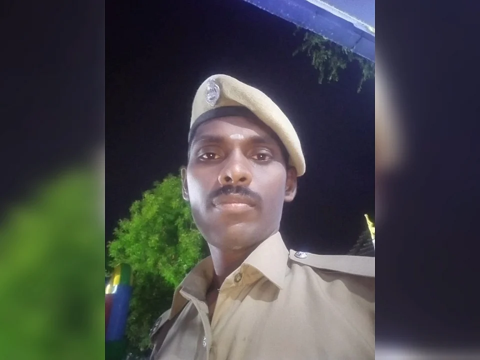 ``உங்களை நேரில் சந்திக்க அனுமதிக்கவில்லை” - டிஜிபி-க்கு வீடியோ மூலம் புகார் அனுப்பிய காவலர்