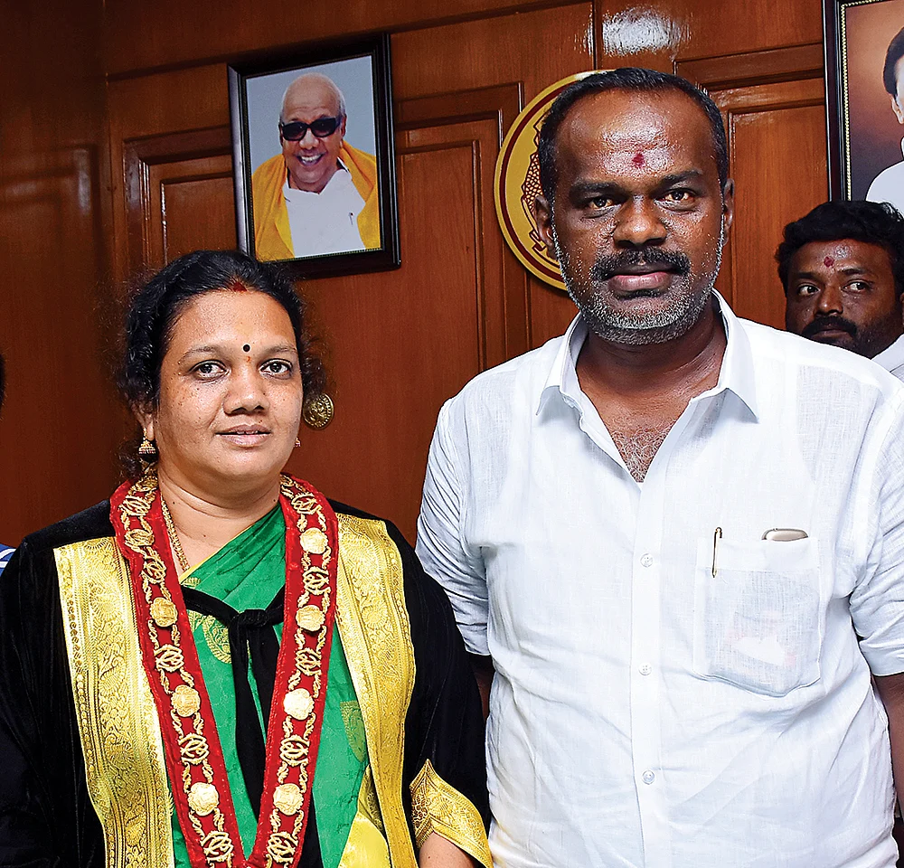 இந்திராணி - பொன் வசந்த்