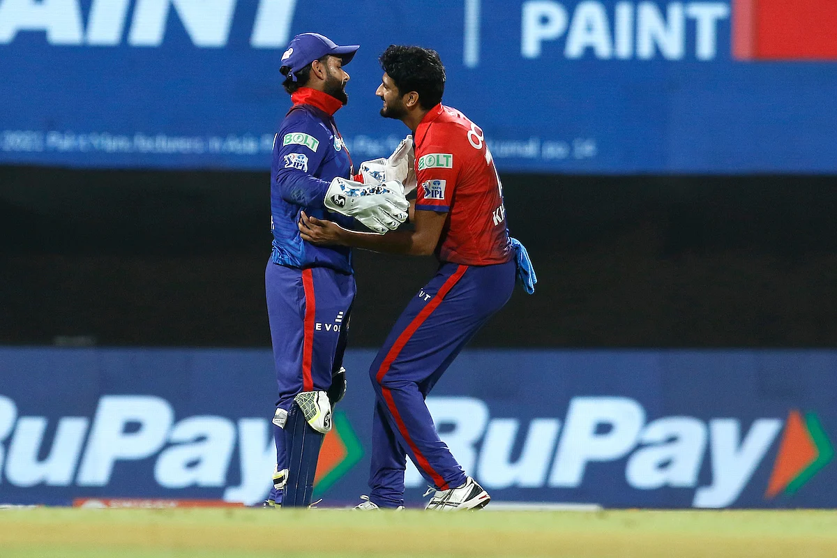 CSK v DC