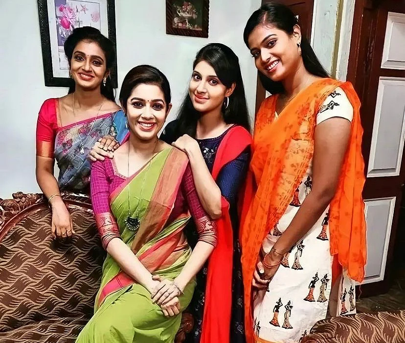 நம்ம மதுரை சிஸ்டர்ஸ்