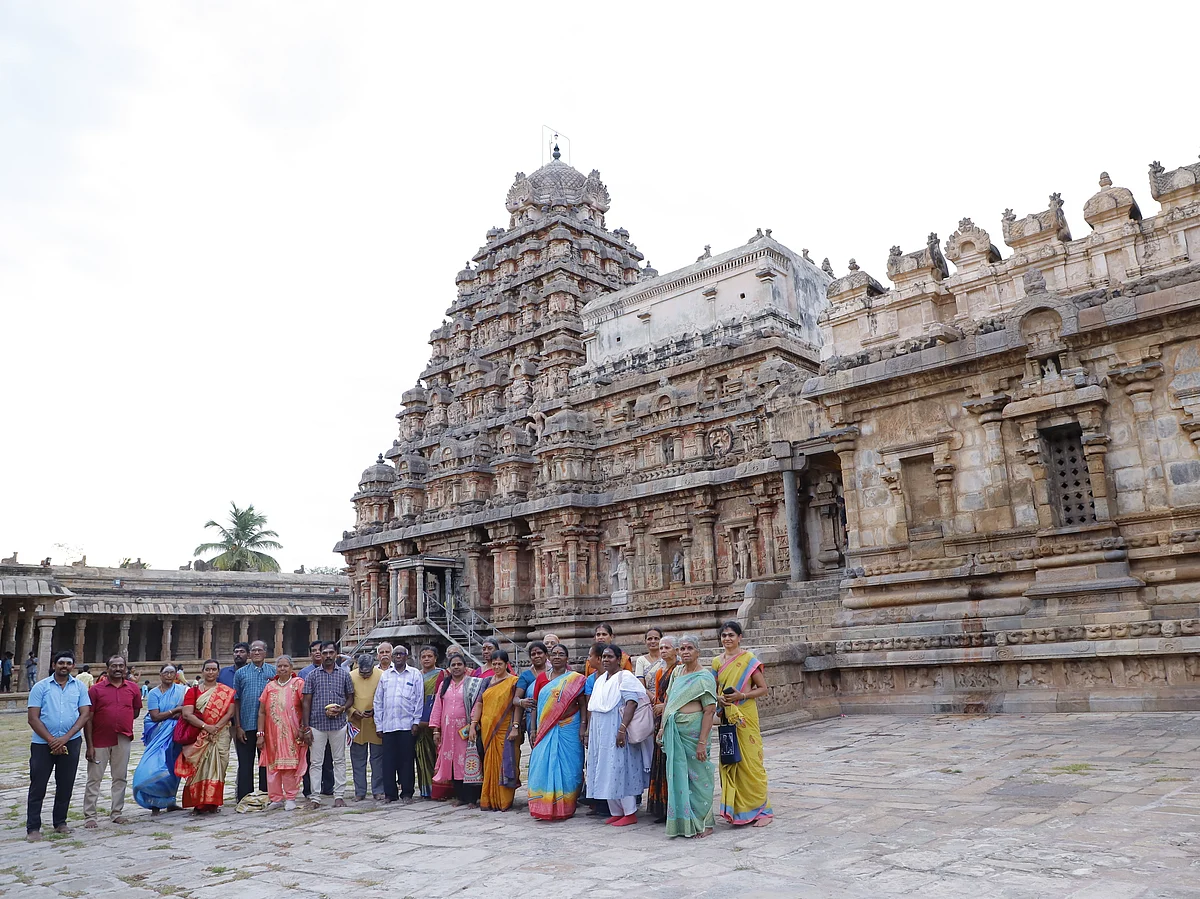 சோழர் உலா: சமயமும் சரித்திரமும் சங்கமித்த பயணத்தின் அனுபவங்கள்!