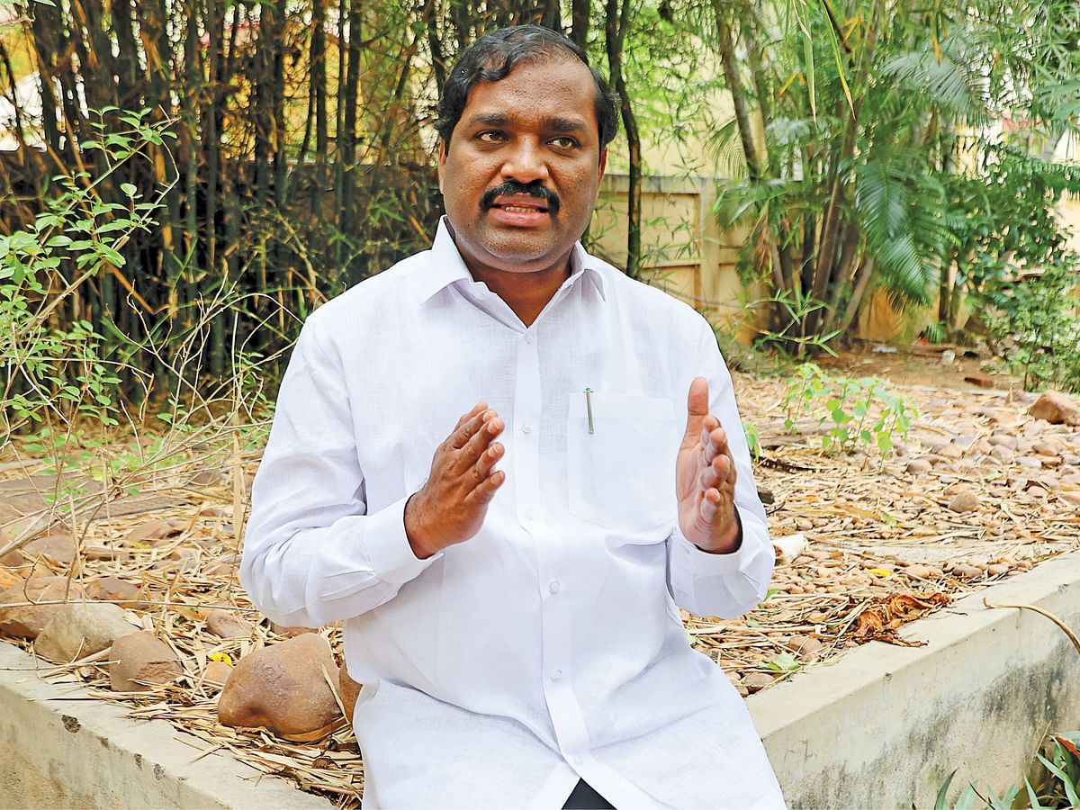 ``கூட்டணிக்காக சிங்...சாங் அடிப்பவன் நானல்ல..!" - சீறும் வேல்முருகன்