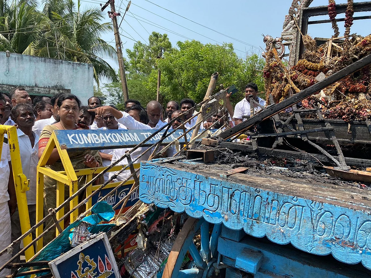 விபத்து நடந்த இடத்தில் பிரேமலதா