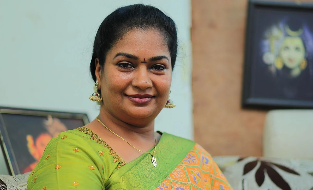 ஆதிரா