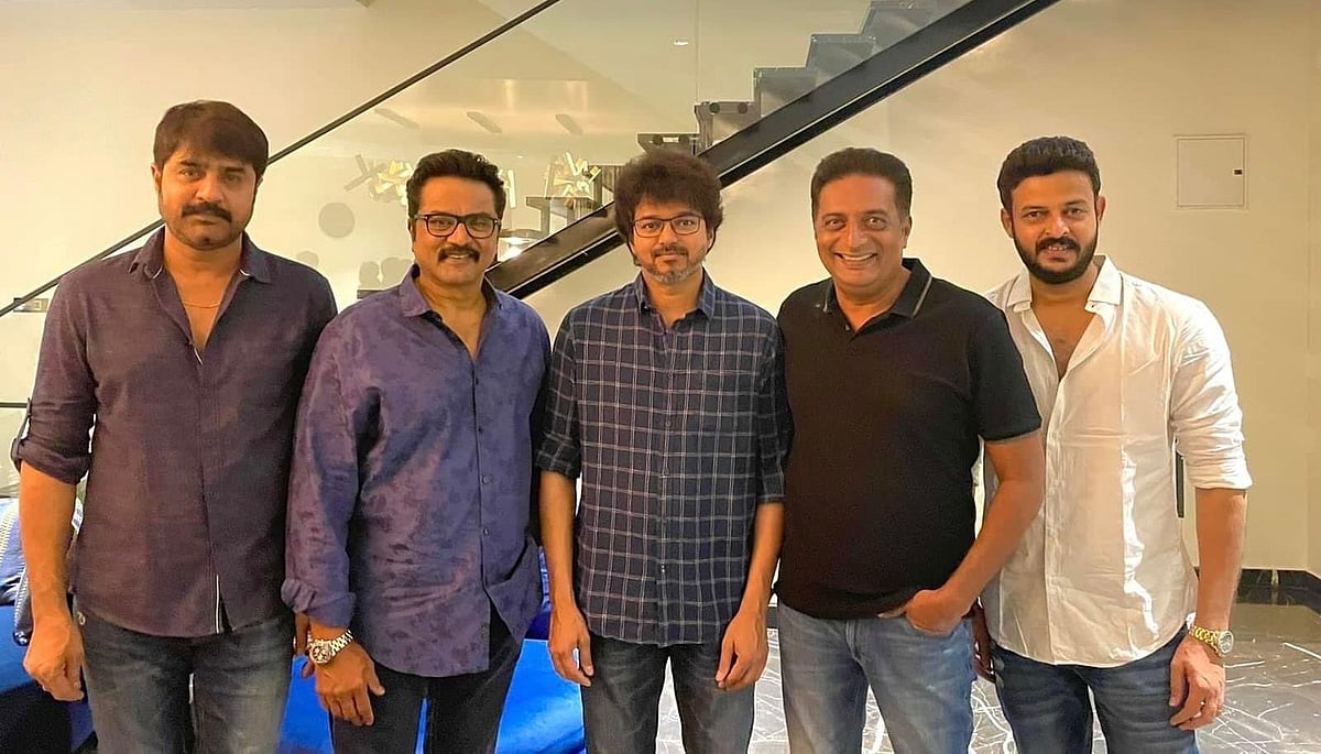 Vijay 66 அப்டேட்ஸ்: டபுள் ரோலில் நடிக்கிறாரா விஜய்? சென்னையில் மீண்டும் தொடங்கும் ஷூட்டிங்!