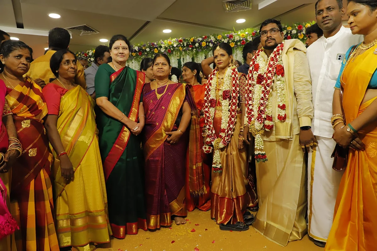 சசிகலா
