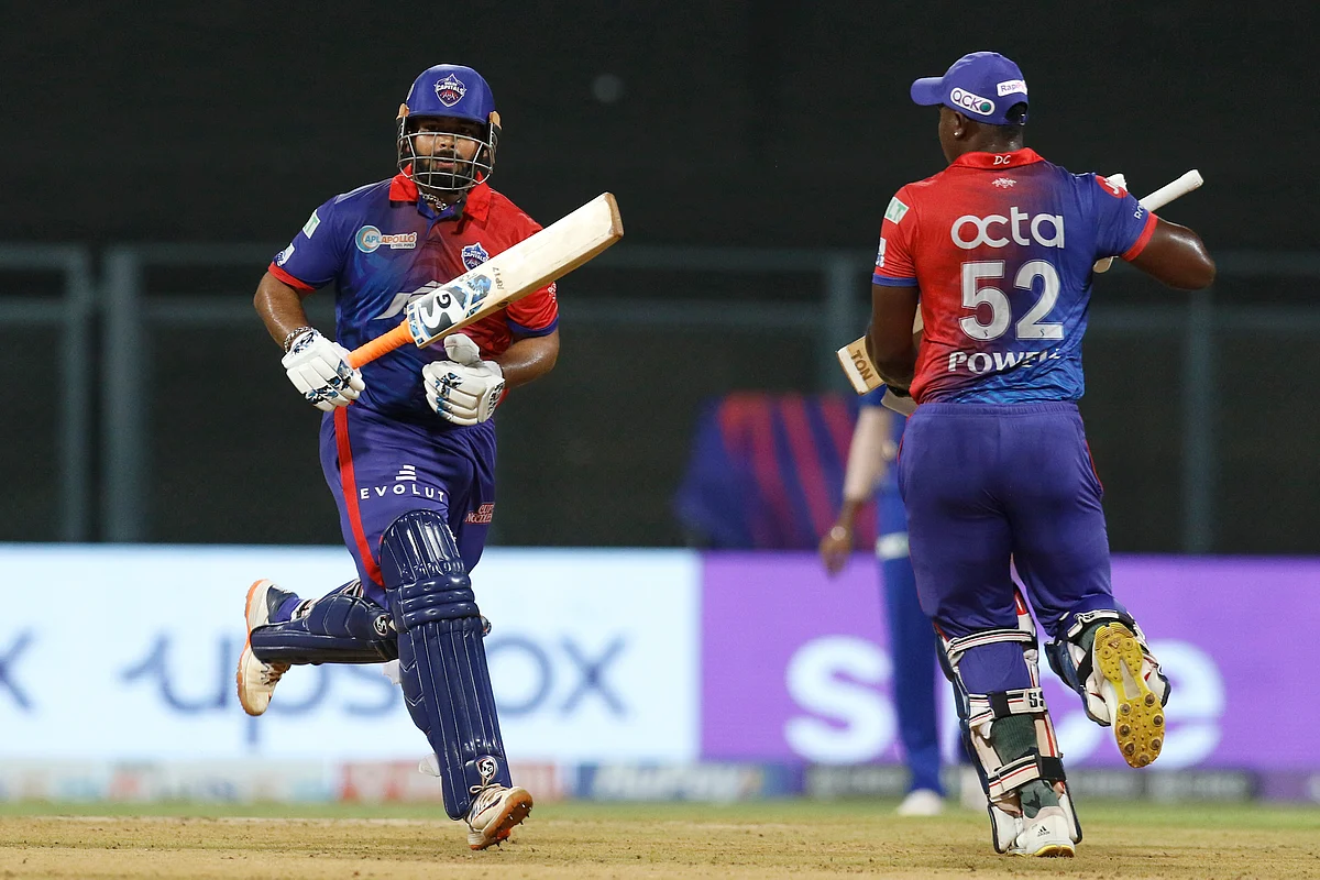 Rishabh Pant - Rovman Powell