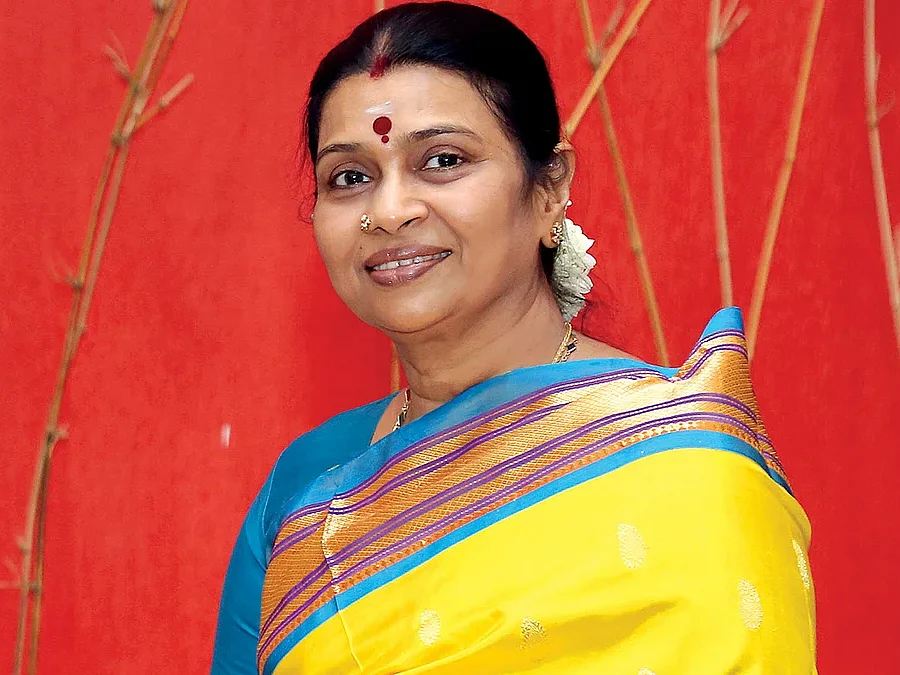 திருவெண்காடு முதல் திருப்பதி வரை... துர்கா ஸ்டாலின் வழிபட்ட கோயில்கள்! | Photo Story