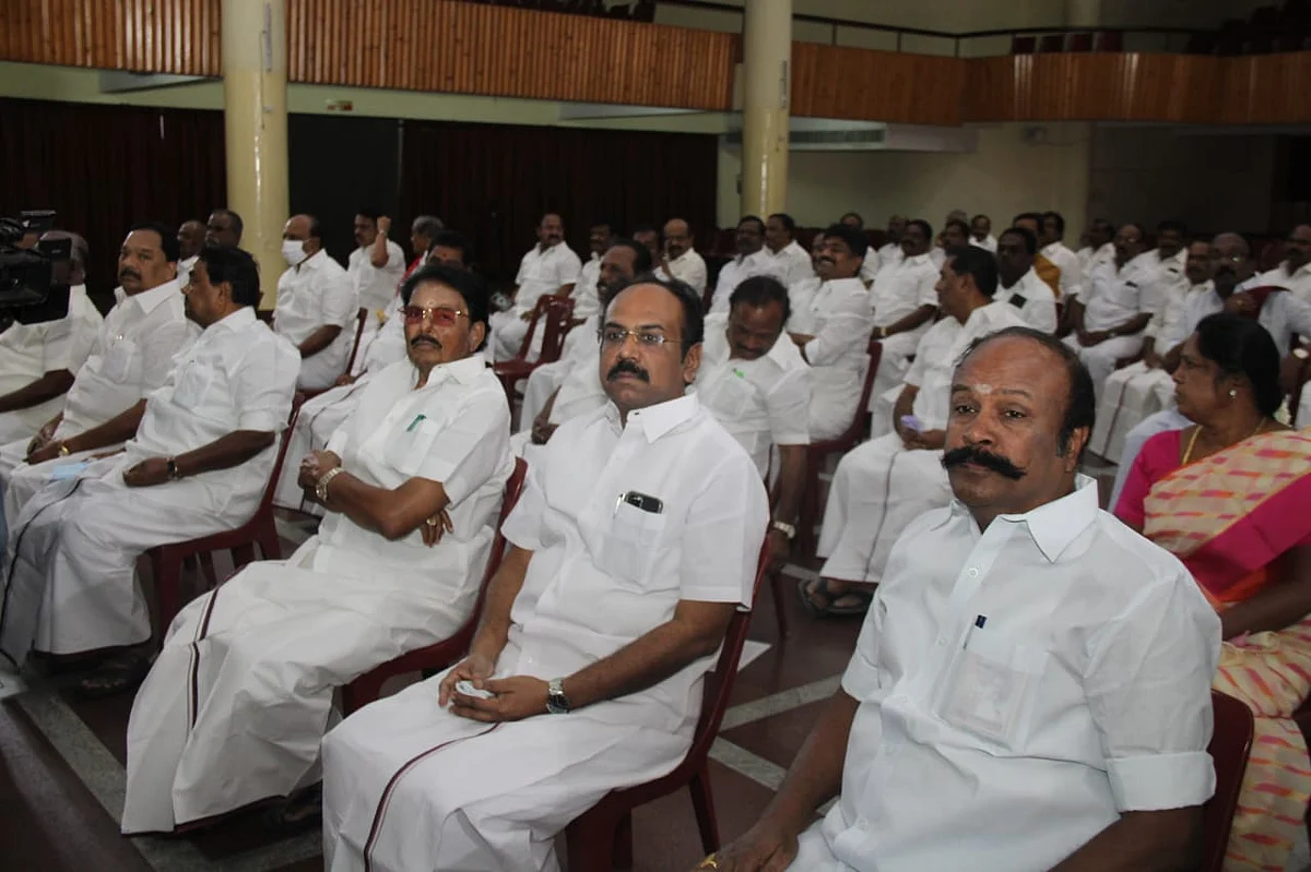 மாவட்டச் செயலாளர்கள்/பொறுப்பாளர்கள் ஆலோசனைக் கூட்டம்
