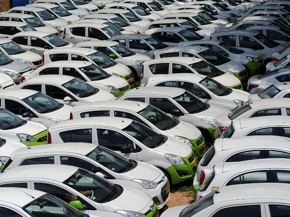 Ola, Uber போன்ற டேக்ஸி நிறுவனங்களுக்கு இந்திய அரசு எச்சரிக்கை; சார்ஜை உயர்த்துவதாகக் குற்றச்சாட்டு!