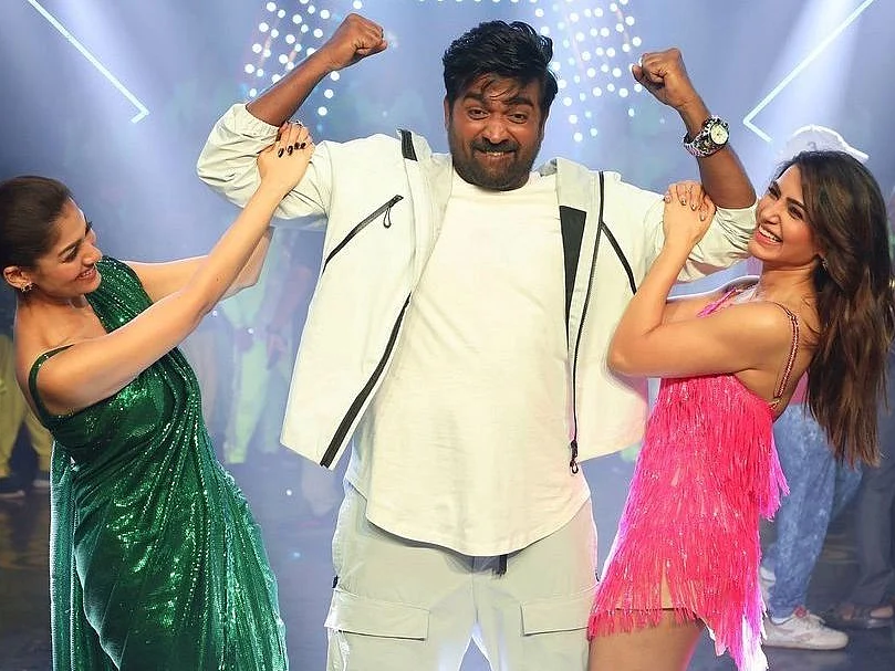 `காத்துவாக்குல ரெண்டு காதல்' படத்தின் வசூலும், அஜித் - விக்னேஷ் சிவன் படத்தின் புதிய அப்டேட்டும்!
