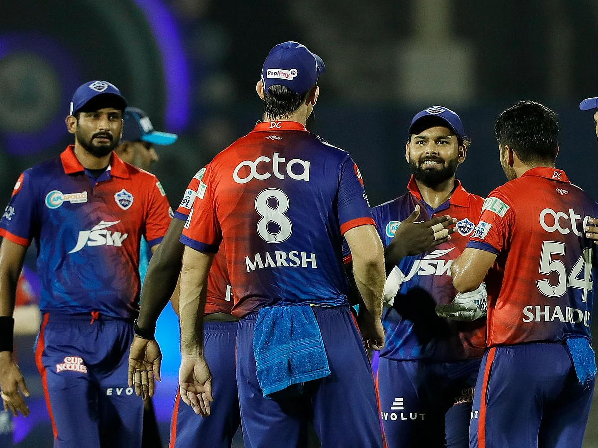 DC v SRH: `சதம் தேவையில்லை, வெற்றி போதும்' இதயங்களை வென்ற வார்னரும், போராடித் தோற்ற பூரனும்!