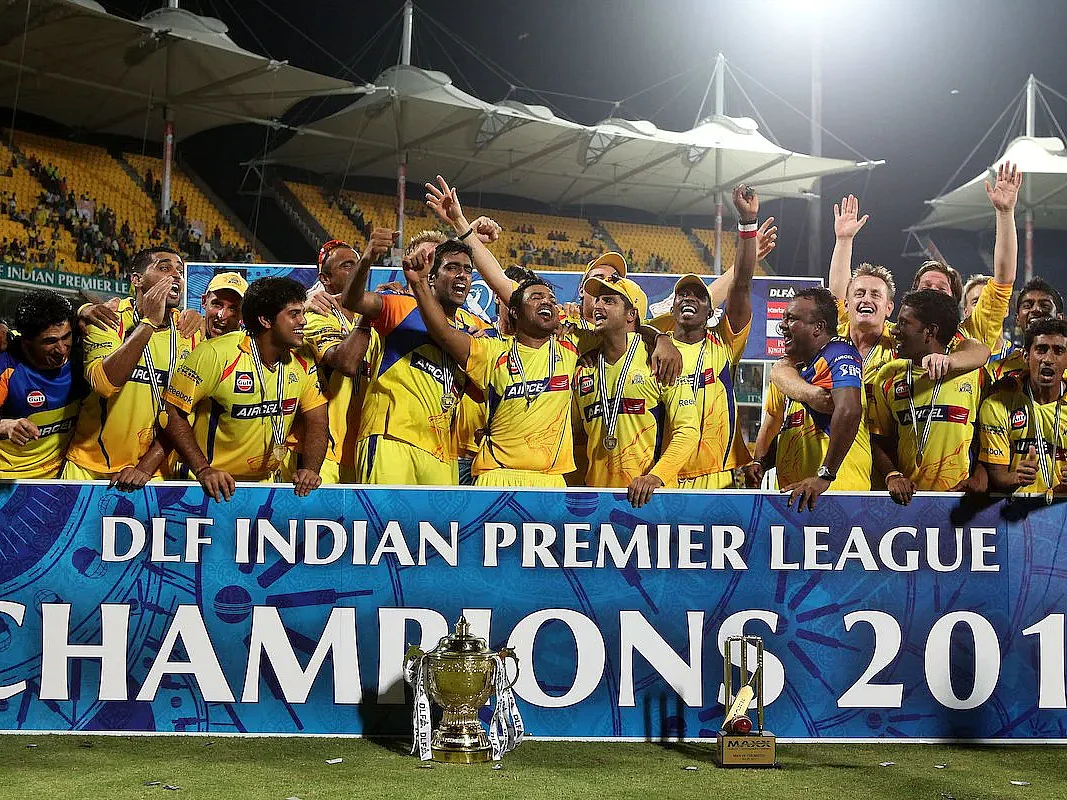 IPL 2011: கெயிலை வீழ்த்திய தோனியின் கச்சிதமான ஸ்கெட்ச்; இரண்டாவது கோப்பையை வென்ற சென்னை. #OnThisDay