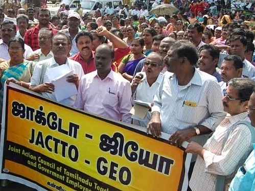 அரசு ஊழியர்கள் பென்சன்; திசை திருப்பும் அண்ணாமலை... மாற்றிப் பேசும் தி.மு.க... உண்மை என்ன?