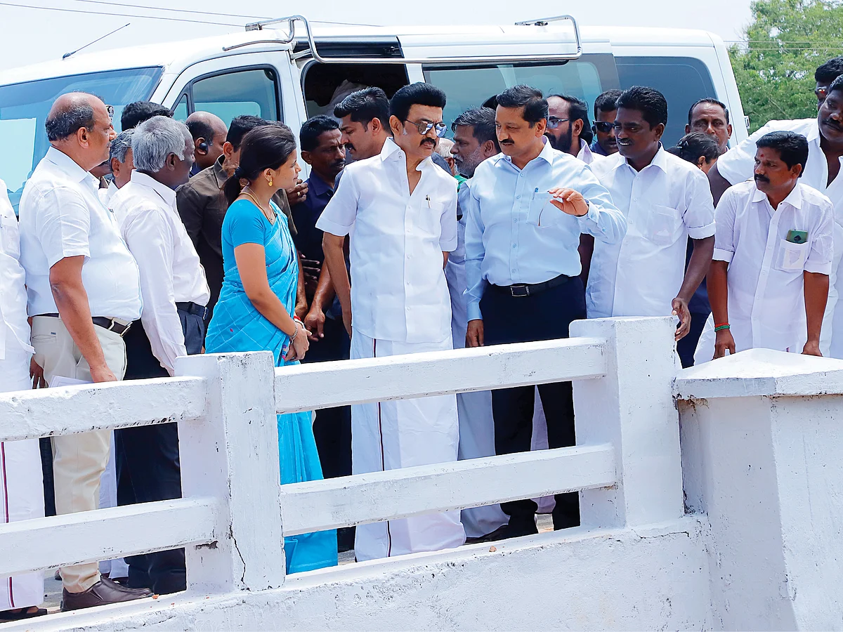 டெல்டா மாவட்டத் தூர்வாரும் பணி... முறைகேடுகளை கண்டுபிடித்தாரா முதல்வர்?