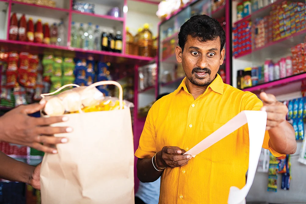 சேமிப்புக்கு வேட்டு வைக்கும்
லைஃப்ஸ்டைல் இன்ஃப்ளேஷன்..!