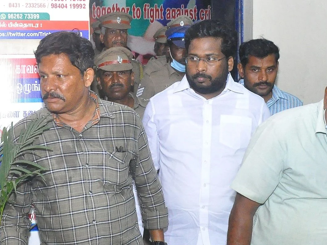 ஆம்னி பஸ் கடத்தப்பட்ட விவகாரம்: திருச்சி சிவா மகன் சூர்யா சிவா கைது - நடந்தது என்ன?