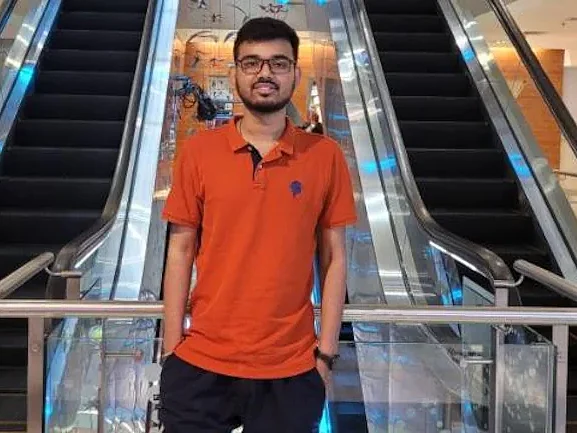 ரூ.1.8 கோடி சம்பளத்துக்கு பேஸ்புக்கில் வேலை; லண்டனுக்குச் செல்லும் விவசாயி மகன்