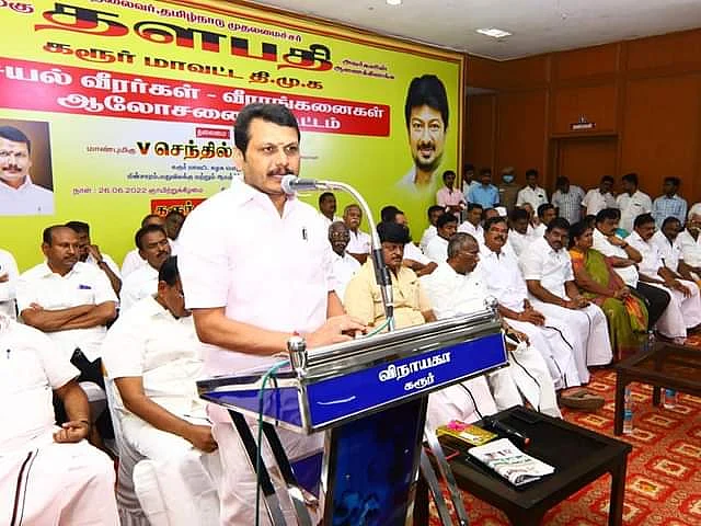 ``கறந்த பால் மடி புகாது; ஊர்க்குருவி பருந்தாகாது!"- ஒற்றைத் தலைமை விவகாரம் குறித்து செந்தில் பாலாஜி