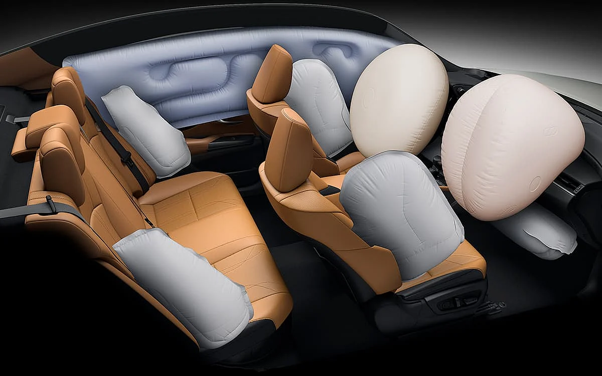 Lexus ES300h - காரைச் சுற்றிலும் காற்றுப் பைகள்