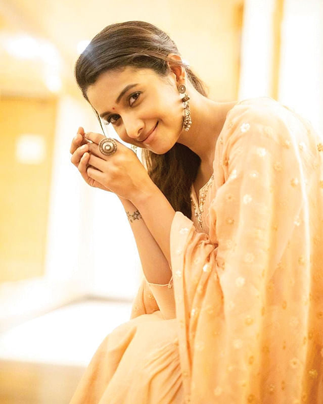 Priya Bhavanishankar: மேகமோ அவள்!