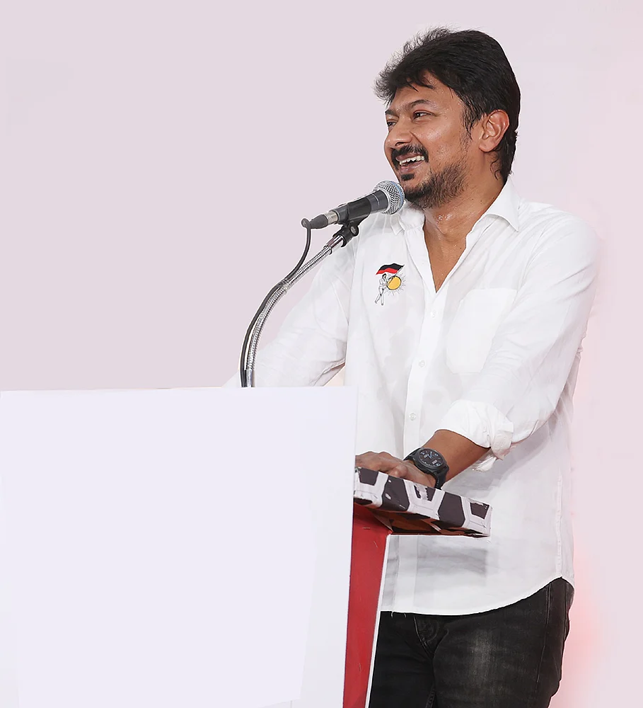 மிஸ்டர் கழுகு: ஆலோசனை சொன்ன குடும்ப உறவு... தள்ளிப்போன உதயநிதி பட்டாபிஷேகம்!