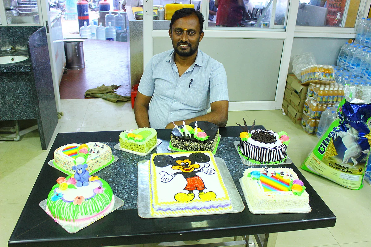 முருகானந்தன்