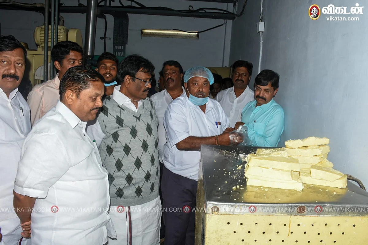அமைச்சர் நாசர்