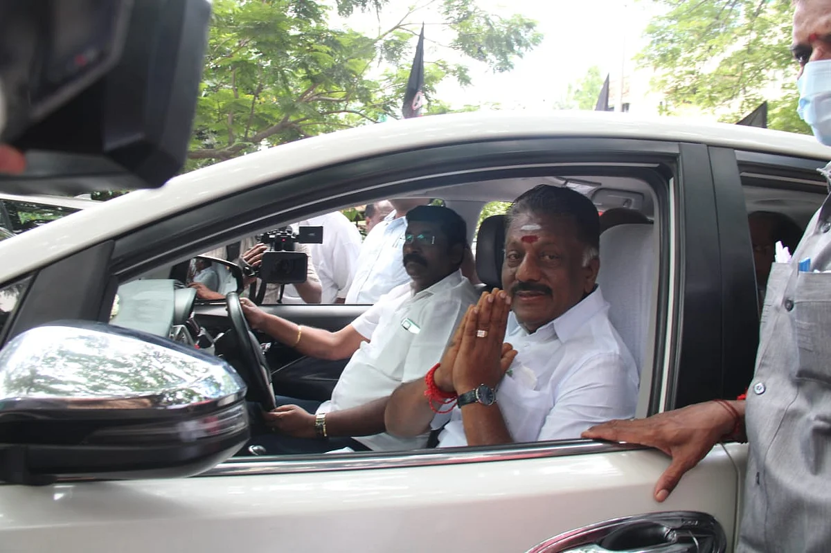 ஓபிஎஸ்