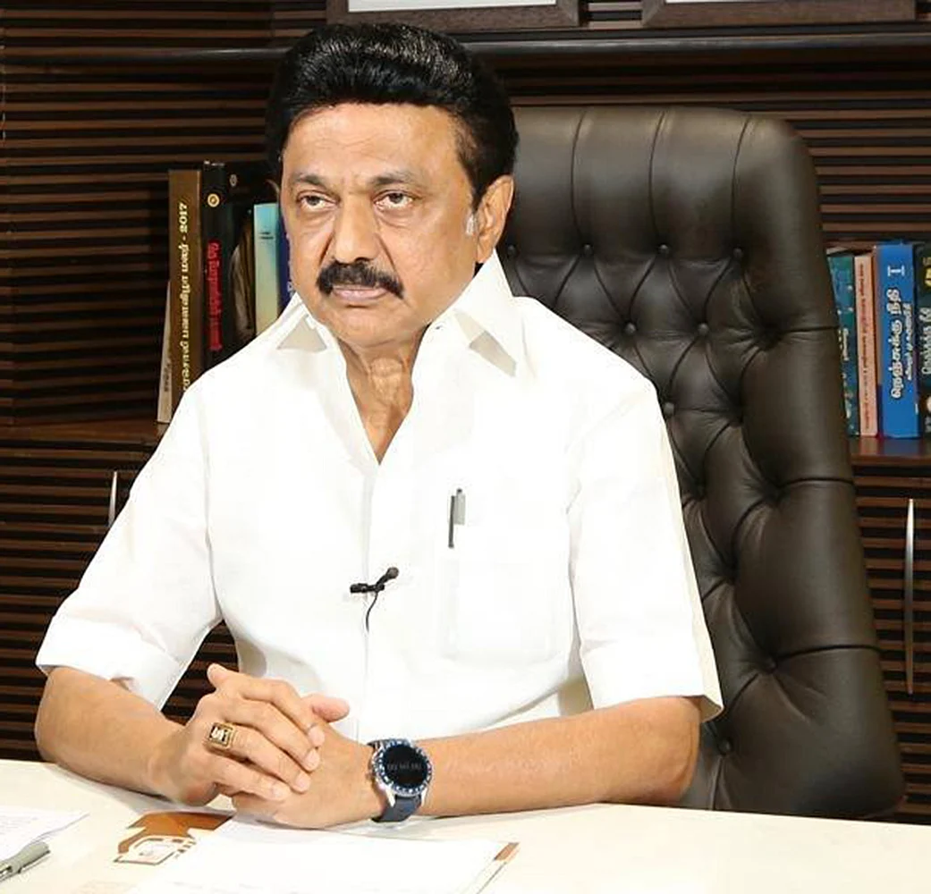 மிஸ்டர் கழுகு: ஆளுங்கட்சி ‘ஷ்’ புள்ளியின் டீலிங்குகள்... வெளியிடத் தயாராகும் எதிர்க்கட்சிகள்!