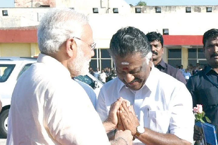 மோடி - ஓ.பி.எஸ்