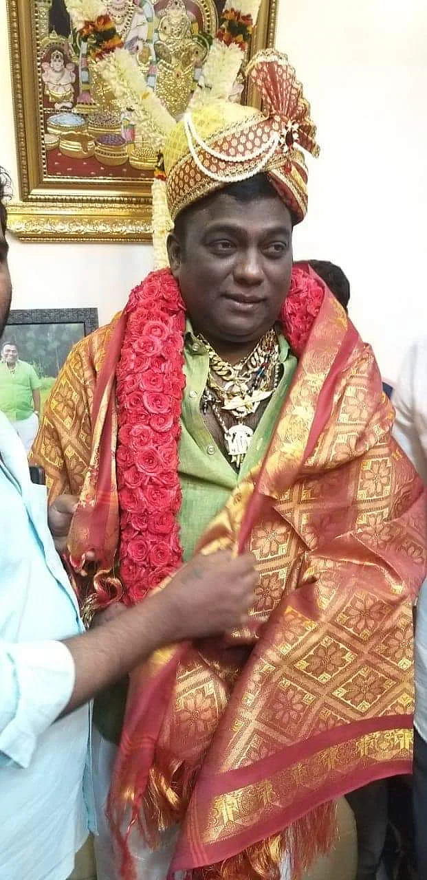 வீடு அபகரிப்பு புகாரில் திமுக புள்ளி முதல் சசிகலா பெயரில் புதுக்கட்சி வரை... கழுகார் அப்டேட்ஸ்