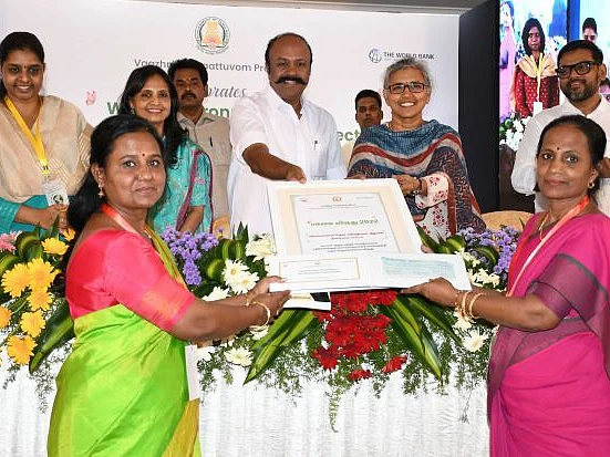 நீர்நிலை, மரம் வளர்ப்பு; சுற்றுச்சூழல் பாதுகாப்பில் சிறப்பாகச் செயல்பட்டவர்களுக்கு பசுமை விருதுகள்!