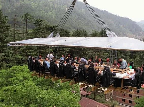 இமாச்சல் Flying Restaurant: 160 அடி உயரத்தில் அந்தரத்தில் பறக்கும் உணவகம் - ஒரு வாவ் எக்ஸ்பீரியன்ஸ்!