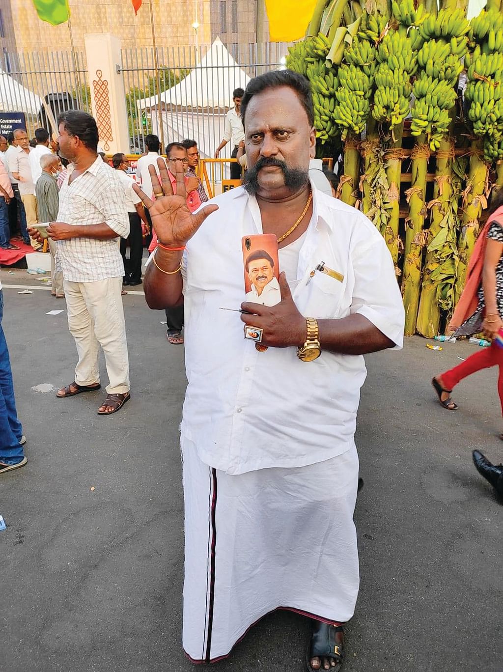 ரர... இப்போ உடன்பிறப்பா ராரா!