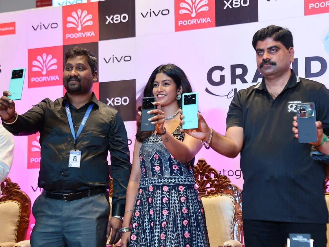 சினிமா கேமராக்களுக்கு இணையாகக் காட்சியளிக்கும் VIVOx80 -சிறப்பம்சங்கள் என்ன?